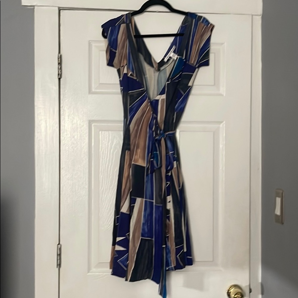 DVF 100% real silk wrap dress size 2